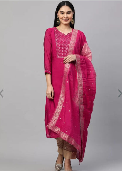 Rani pink Kurtaset