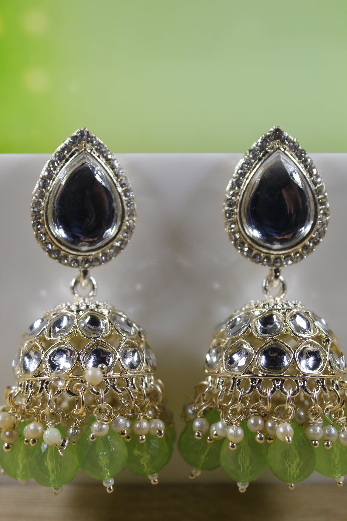 Kundan jhumka