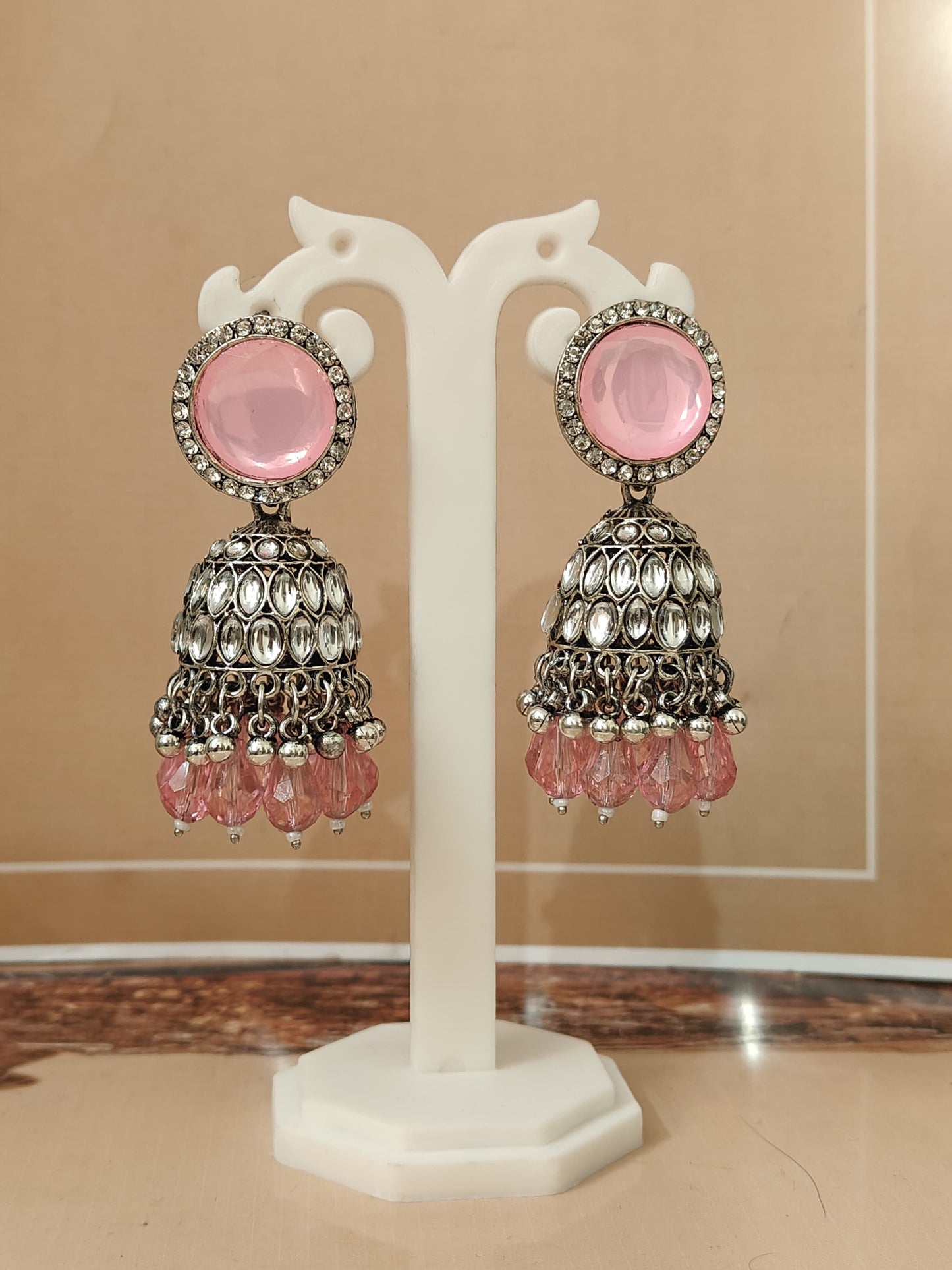 Kundan Jhumkas